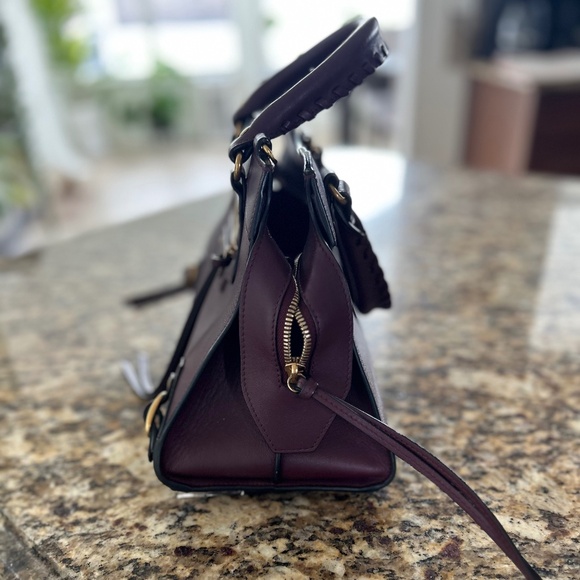 Balenciaga Neo Classic Crossbody - Picture 2 of 3